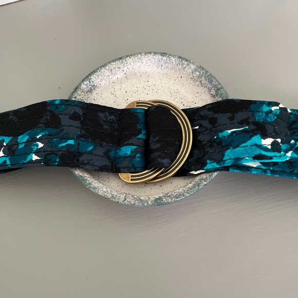 J.Crew Vintage Silk Belt - Size S/M - Picture 1 of 4